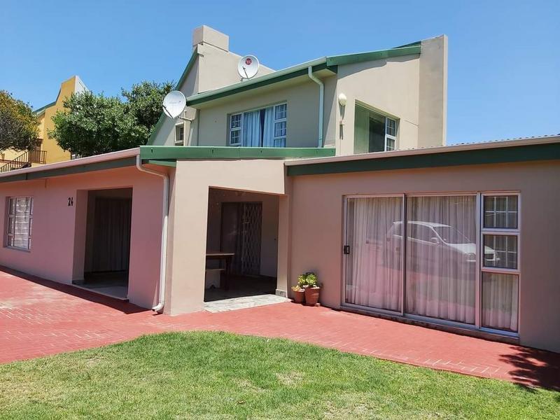 4 Bedroom Property for Sale in Twee Kuilen Western Cape